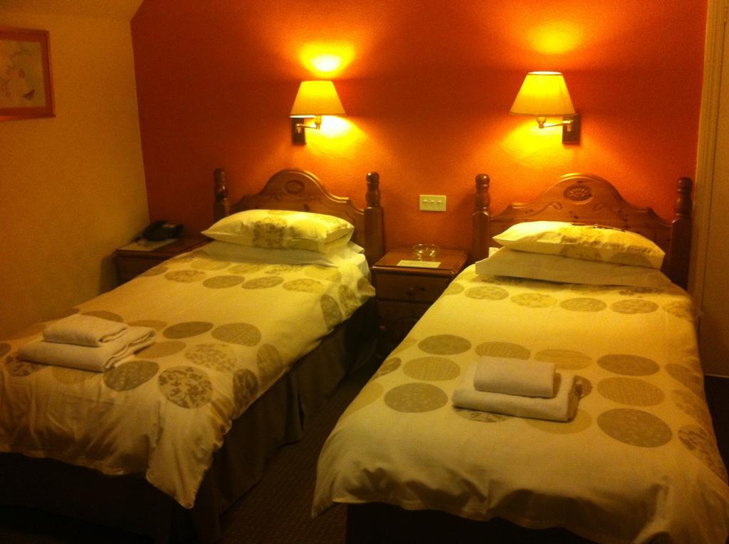 Lisdoonie Hotel Barrow-in-Furness Rum bild